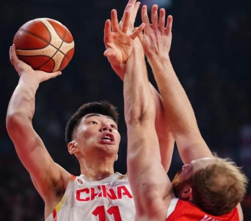 何小珂中超,重返之路挑,战重重,分分彩,彩票投注,高频彩票,快速开奖,彩票平台