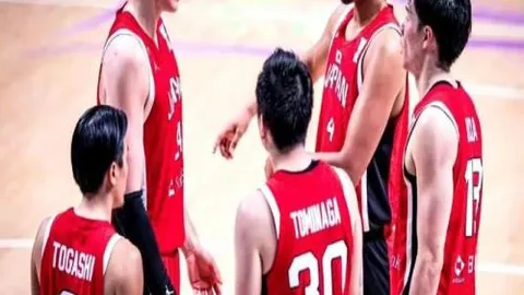 冬日狂欢，SEGA钜惠！《索尼克赛车：交叉世界》主机版6.5折特惠，抢购热潮引爆！🎉🎮