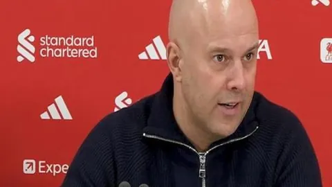 “凯斯夺得澳网女单桂冠，萨巴伦卡三连冠征程遭遇挑战”